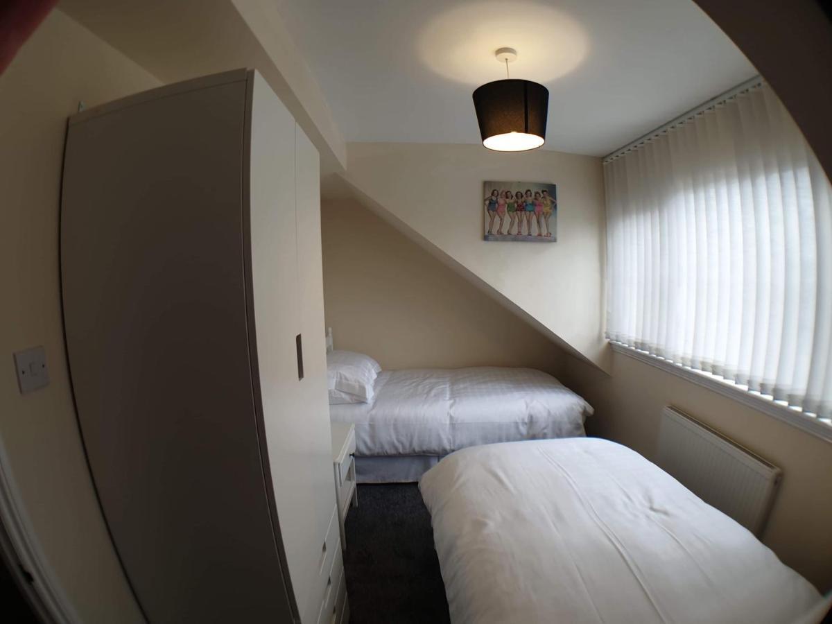 Holiday home 4 Bedroom House